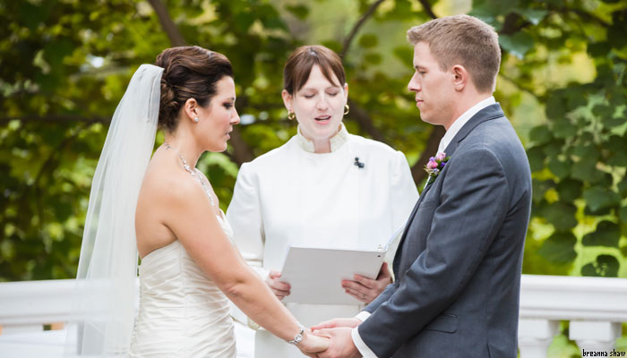 Are Officiants Wedding Vendors?